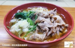 スポーツ現場飯肉うどん